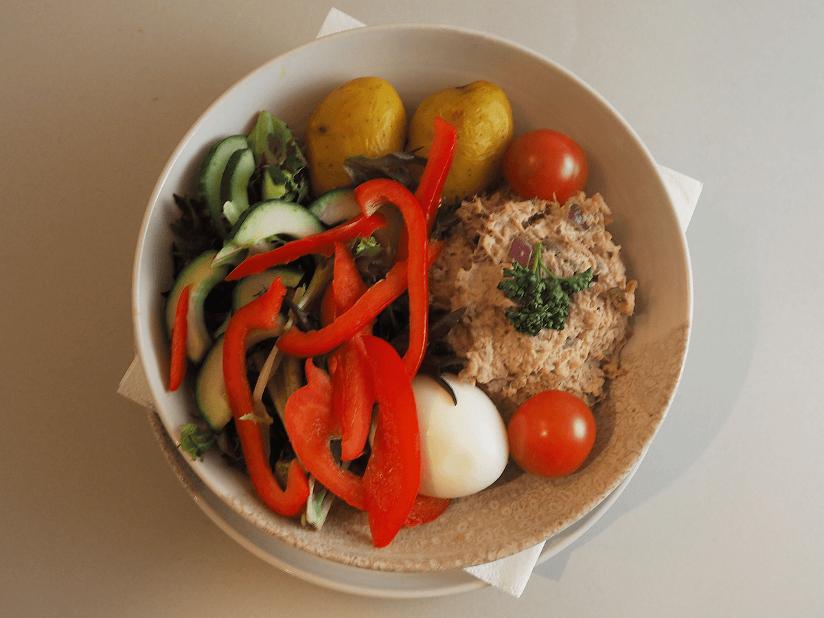 Nicosiesalat med tunfisk